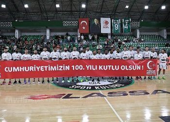 Darüşşafaka Lassa 100. Yıl Coşkusunu Taraftarıyla Kutladı