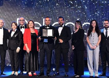 DeFacto ‘Cumhuriyet Bedellerini Taşıyan Marka’ Seçildi