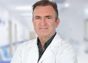 Diz Protezi Ameliyatlarında Robotik Cerrahi ile Bireye Özel Tedavi İmkanı Sağlanabiliyor