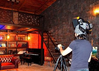 Ege’de Büyülü Klip Çekimleri: Fatih Doğukan Yılmaz İş Başında