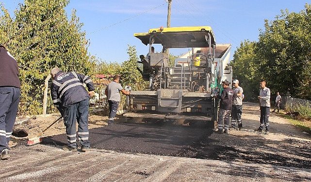 Elmalı Akçaeniş’te sıcak asfalt sevinci