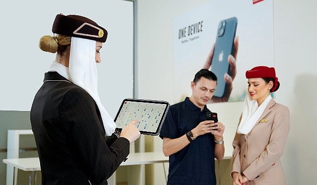 Emirates, Uçak İçi Hizmetleri Geliştirmek için Kabin Grubuna 20.000 Apple Eseri Sağlıyor
