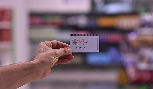 Gemlik’te Paranın Geçmediği Market, Muhtaçlık Sahiplerine 5 Milyon Kredilik Yardım Sağladı