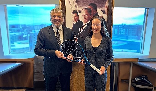 Globelink Ünimar, Başarılı Ulusal Tenisçi Zeynep Sönmez’e Sponsor Oldu
