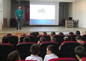 Gruplarımız Öğrencilere Sokak Hayvanları Eğitimi Verdi