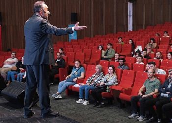 Gündüz: Güneş Nerede Batıyorsa Kızıl Elma Orasıdır