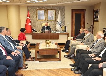 ”Hizmetlerimizde Muhtarlarımızın İmzası Var”