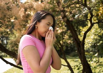 İklim krizi polen alerjisinin müddetini uzattı!