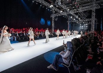 İklim Krizi ve Kuraklığa karşı keçe podyuma çıktı