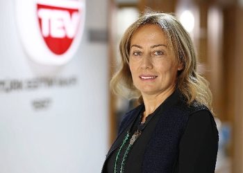 ING’den TEV İş Birliğiyle Sarsıntıdan Etkilenen 700 Bayan Üniversite Öğrencisine Burs Takviyesi