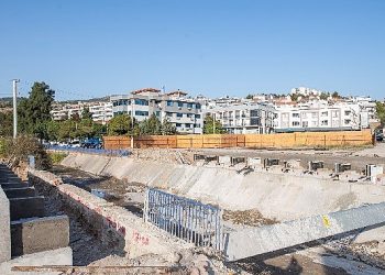 İzmir Büyükşehir Çiğli trafiğini rahatlatacak köprüde sona hakikat