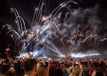 İzmir Cumhuriyet kutlamalarıyla ismini tarihe yazdı