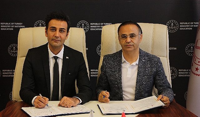 İzmir Vilayet Ulusal Eğitim Müdürlüğü ile Kızılay Ortasında Protokol İmzalandı
