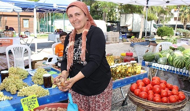 Karşıyaka’da Hem Üretici Hem Tüketici Kazanıyor