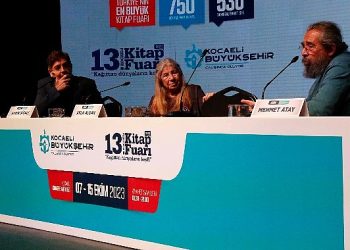 “Kocaeli’deki tiyatroseverler çok şanslı”