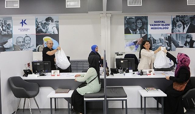 Küçükçekmece Belediyesi’nden, Öğrencilere Kırtasiye Takviyesi