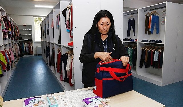 Küçükçekmece’de Hayata Merhaba Diyen Miniklere, Yenidoğan Seti ile Karşılama
