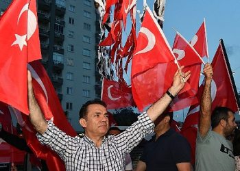 Lider Abdullah Özyiğit, Cumhuriyetin 100 yılını kutladı