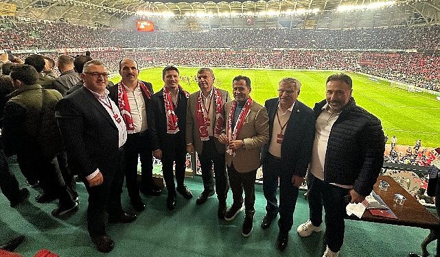 Lider Altay Ulusal Grubu ve Konyalı Taraftarları Kutladı