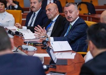 Lider Büyükakın, Fransa’dan tüm Avrupa’ya seslendi; ”Tüm saf insanların hakları korunmalı”