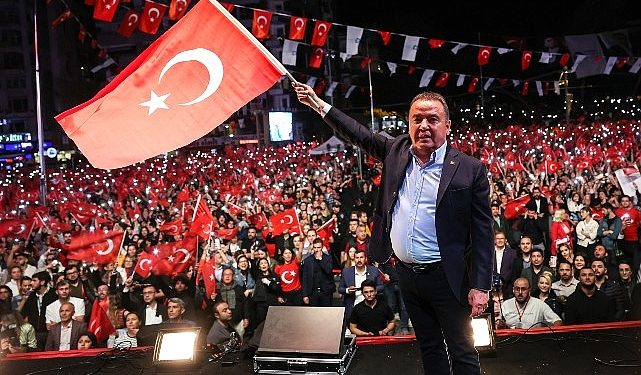 Lider Muhittin Böcek 29 ekim cumhuriyet bayramı iletisi