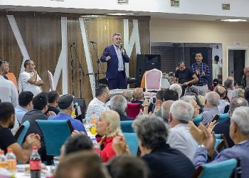 Lider Sandal, “Omuz Omuza Verme Zamanı”