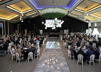 Lider Taban Muhtarlarla Buluştu