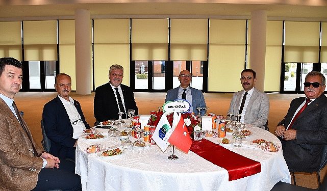 Lüleburgaz Belediyesi Muhtarları Ağırladı