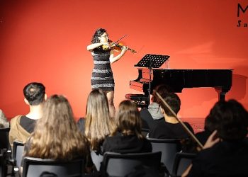 MEM’de Yeni Dönem Cihat Aşkın Konseri ile Başladı