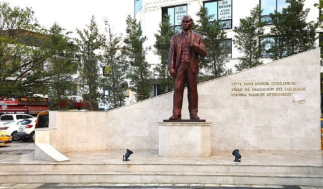 Menderes Yeni Meydanına Kavuştu