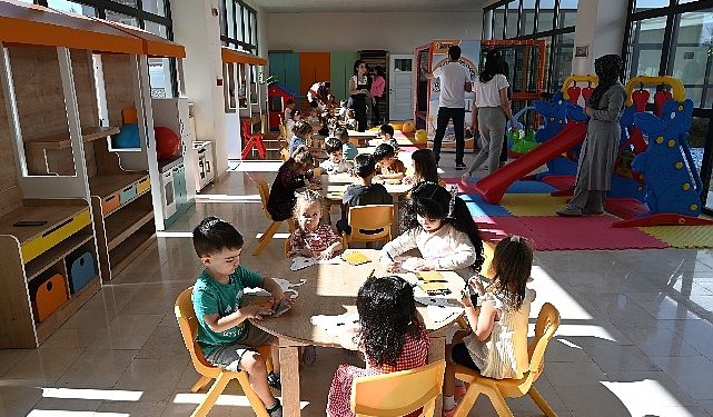 Minikler Sokak Hayvanlarıyla Buluştu