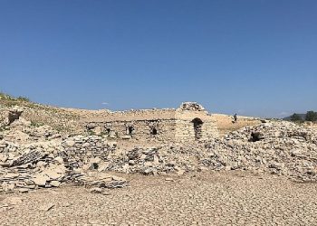 Mumcular Barajında Su Bitti Baraj Kapatıldı