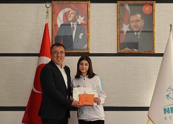 Nevşehir belediyesi: Başarılı sportmenler ödüllendirildi
