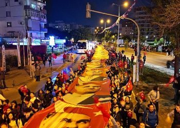 Sandal’dan 100 yıl kortejine davet