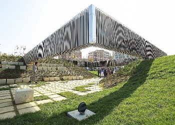 Sıhhat Çalışanlarına Adanan Anıt Park Hizmete Açıldı