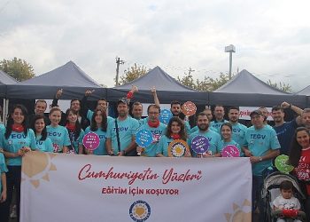 TEGV “Cumhuriyetin Yüzleri Eğitim için Koşuyor” Kampanyası ile Bursalı Çocukların Eğitimlerine Takviye Oluyor