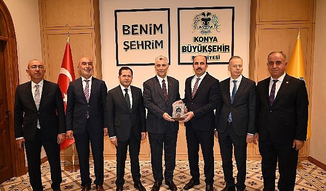 Ticaret Bakanı Ömer Bolat, Konya Büyükşehir Belediye Lideri Uğur İbrahim Altay’ı ziyaret etti.
