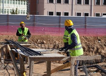 Toplum ve Ruh Sıhhati Merkezi ve sağlıklı hayat merkezi’nin imali devam ediyor