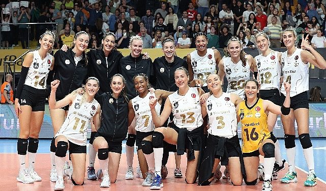 VakıfBank, Ligde Birinci Maçında Set Vermedi