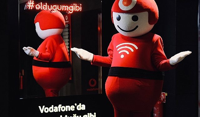 Vodafone’un Dijital Kahramanı TOBi Artık Konuşarak da Hizmet Verecek