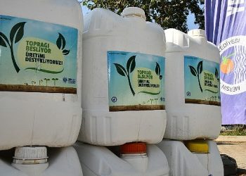 Yenişehir Belediyesinden üreticilere organik solucan gübresi