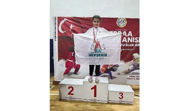 Atletlerimiz şampiyonaya damga vurdu