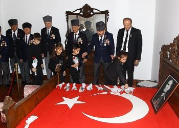 Avcılar’da Atatürk’ün mevt yıl dönümünde “Zaman Kapsülü”