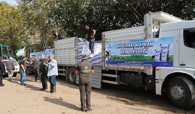 Aydın büyükşehir belediyesi’nden selden etkilenen üreticiye yem takviyesi