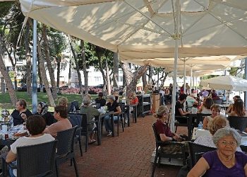 Barbaros Çay Bahçesi eski günlerine döndü 