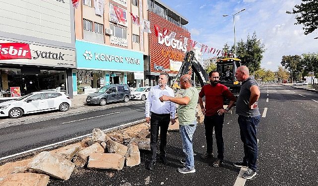 Bayraklı’da sokaktan yönetim!