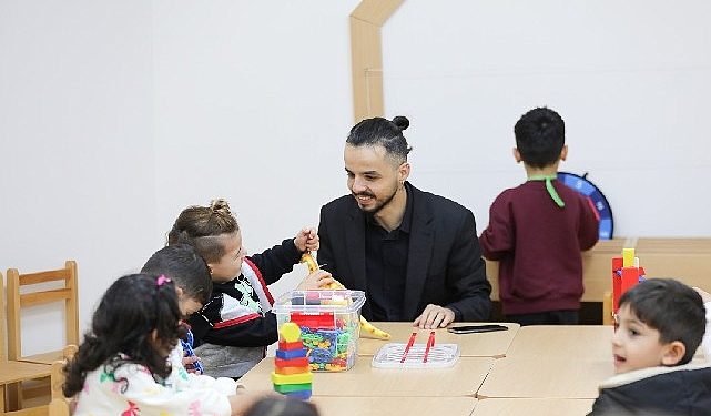 Bayraklı’nın Pati İzi Anaokulu açıldı! Lider Sandal, “Eğitimde örnek ilçeyiz”