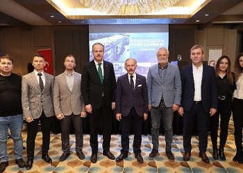 Bayrampaşa’da çatılar dönüşüyor