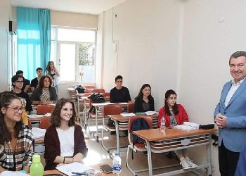 Bergama hayat uzunluğu eğitim merkezi’nde bin öğrenci eğitim alıyor