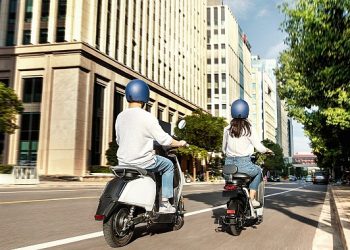 Bosch, motosikler için güç aktarma tahlillerinden bağlanabilirliğe tahliller sunuyor